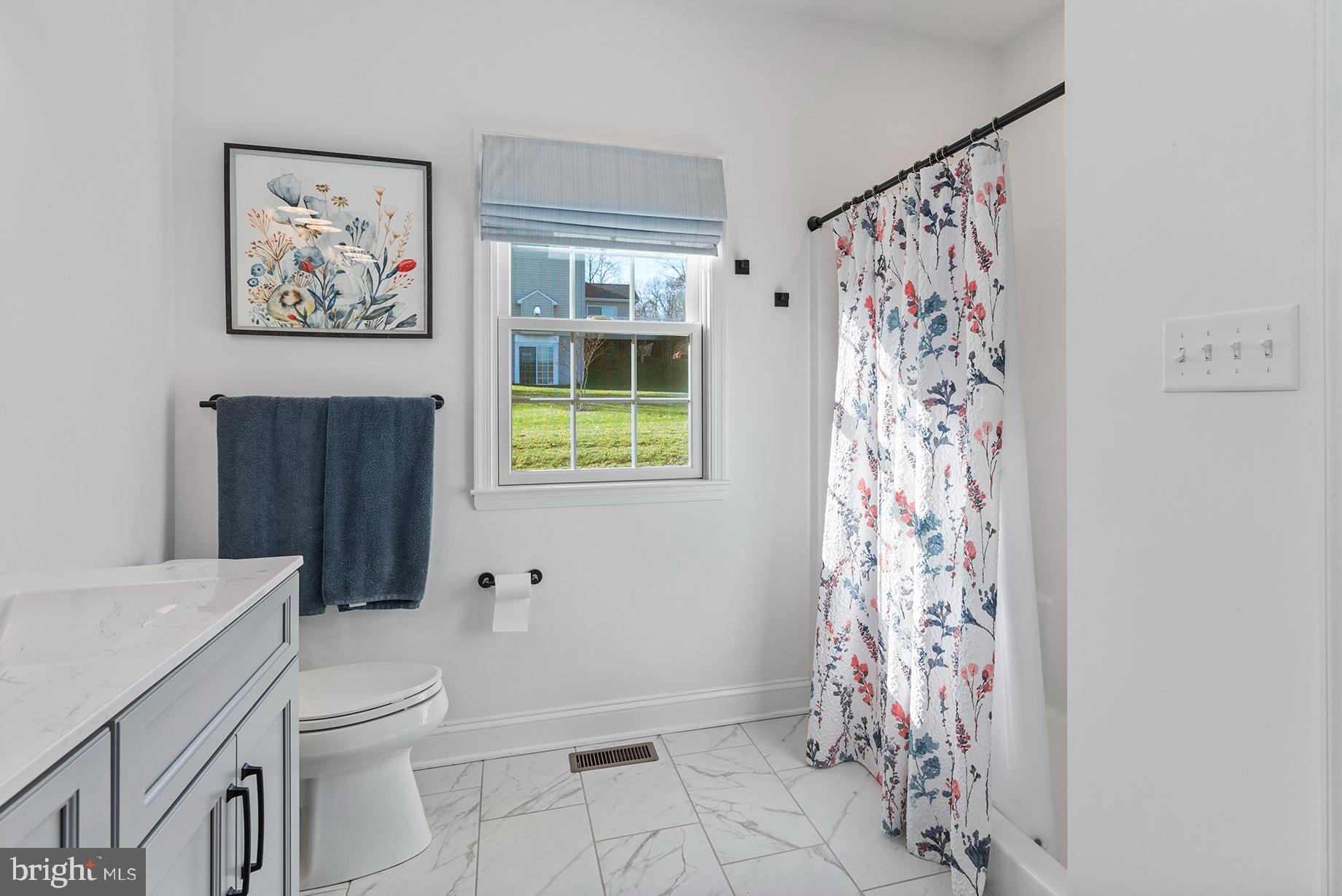 AUTUMN WOODS - Residential