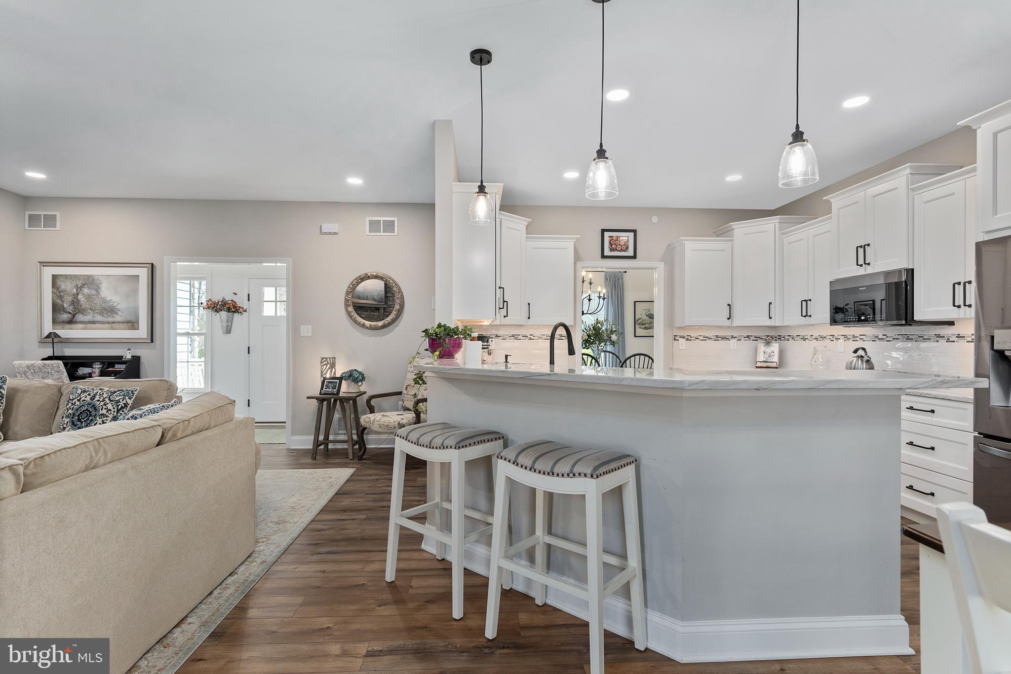 AUTUMN WOODS - Residential