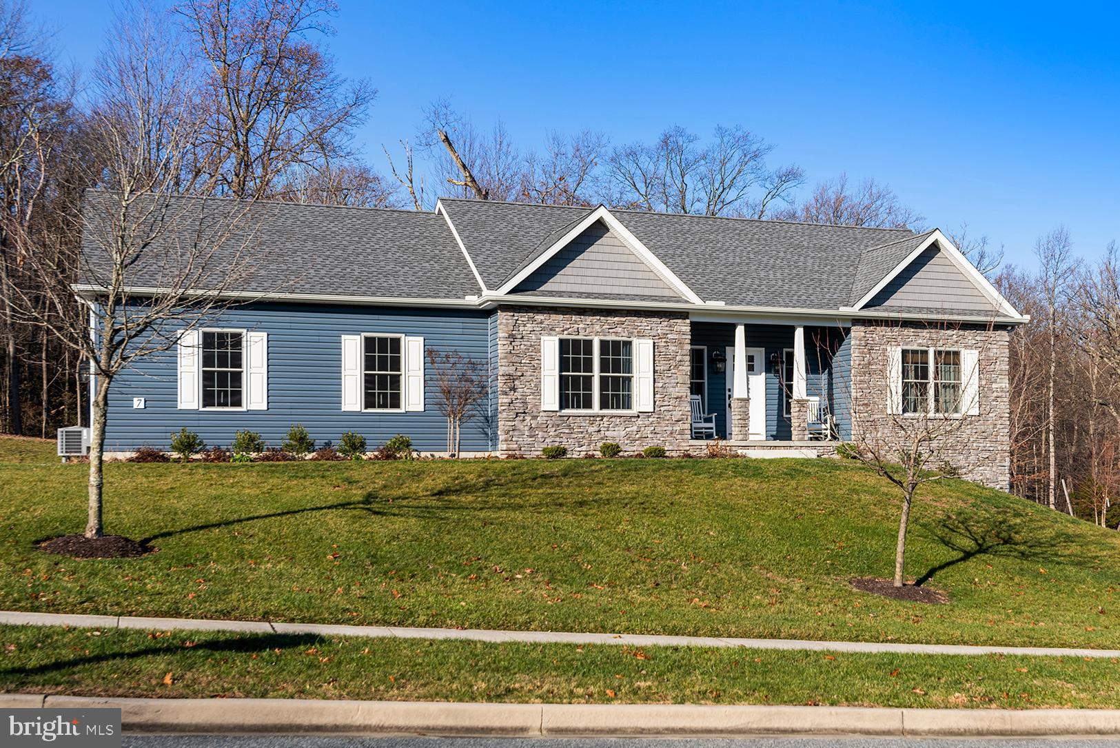 AUTUMN WOODS - Residential