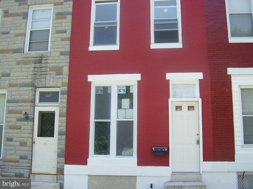 PROPERTY NEEDS some TLC. PROPERTY LOCATED not far from  DOWNTOWN BALTIMORE!! SELLER ,VERY,VERY MOTIVATED to SELL!!