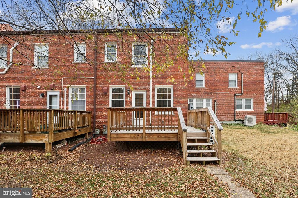 Photo of 2600 16th Street S #696, ARLINGTON, VA 22204 (MLS # VAAR2066766)