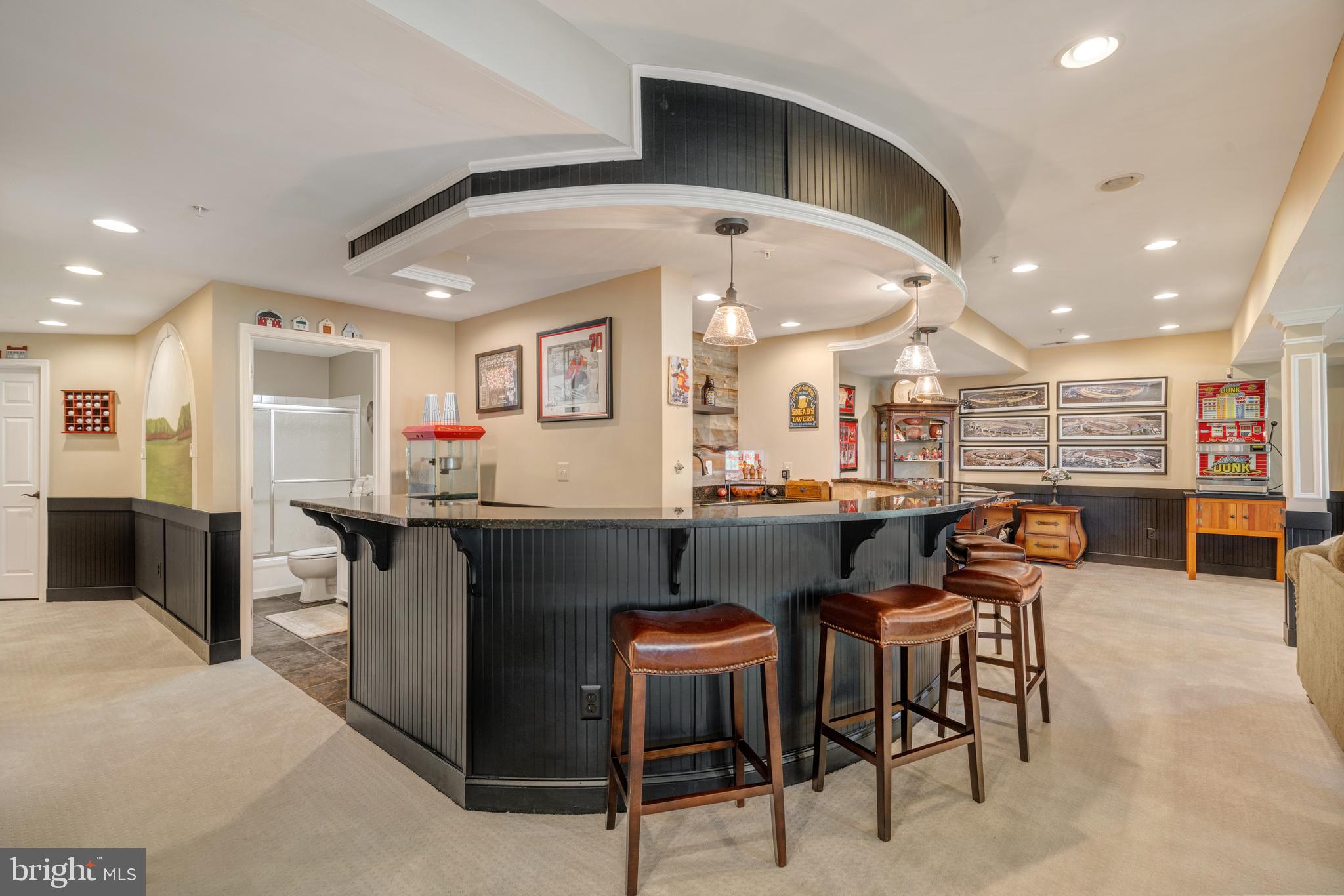 SOUTH RIDING - Residential