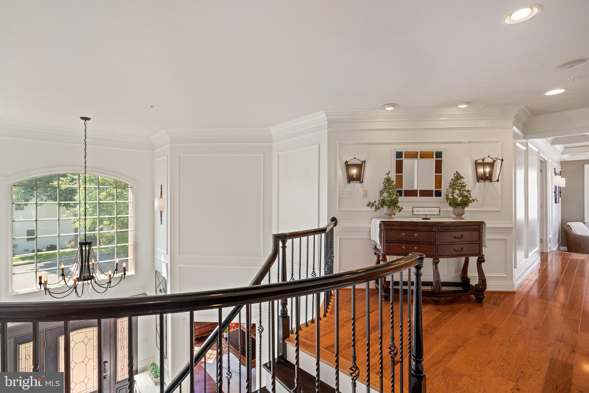 SOUTH RIDING - Residential