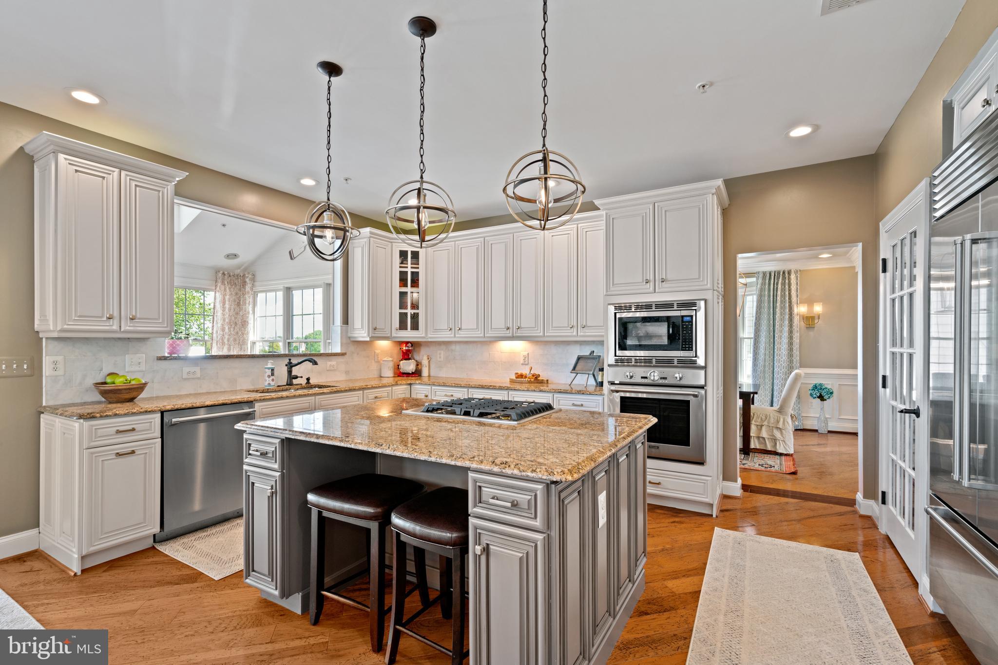 SOUTH RIDING - Residential