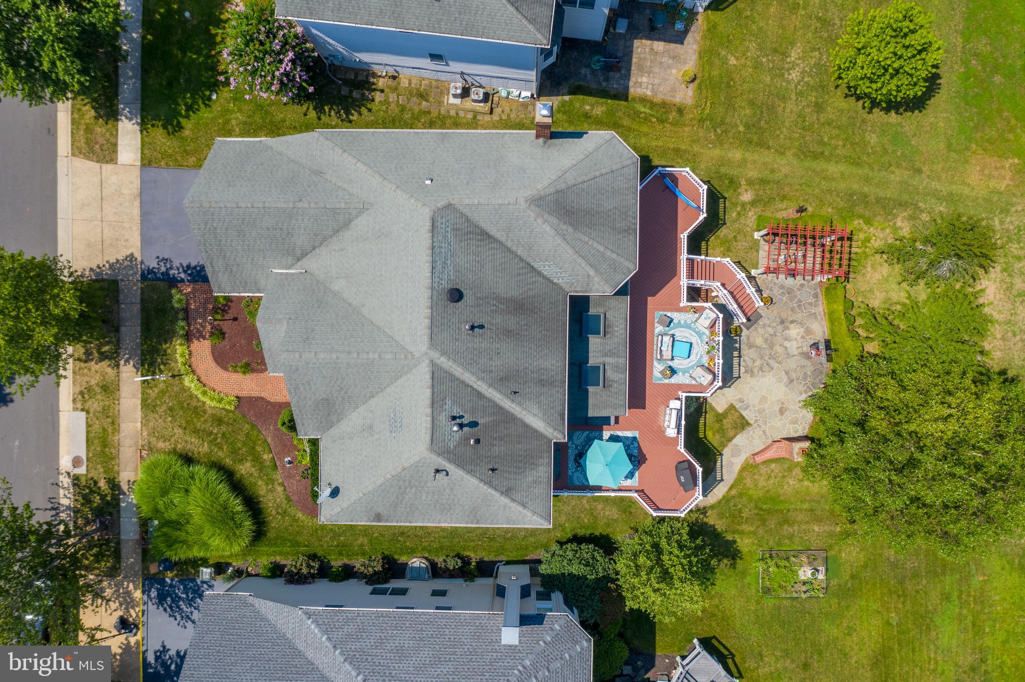 SOUTH RIDING - Residential