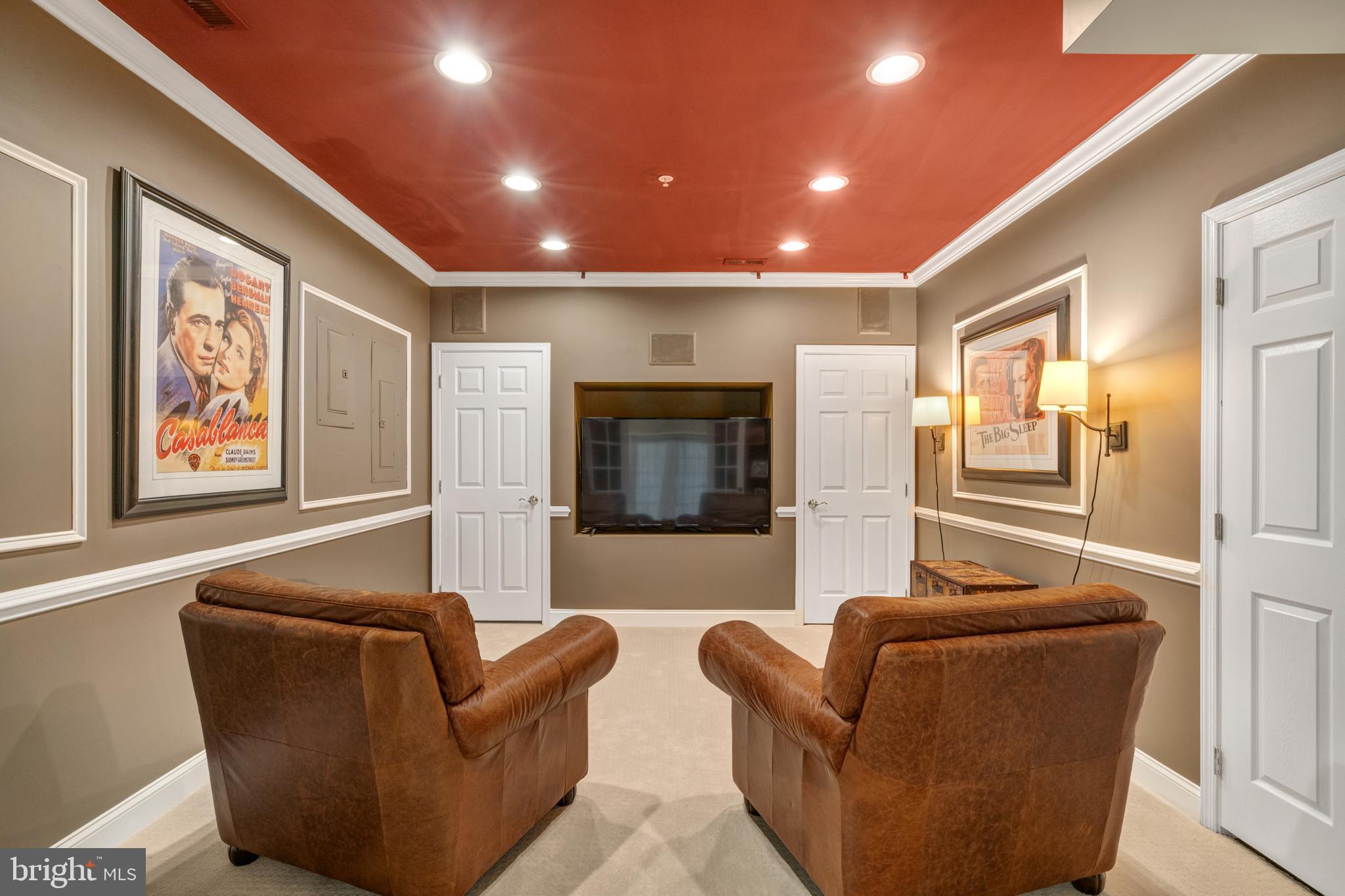 SOUTH RIDING - Residential