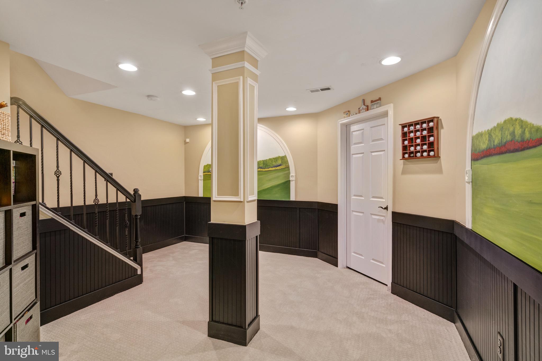 SOUTH RIDING - Residential