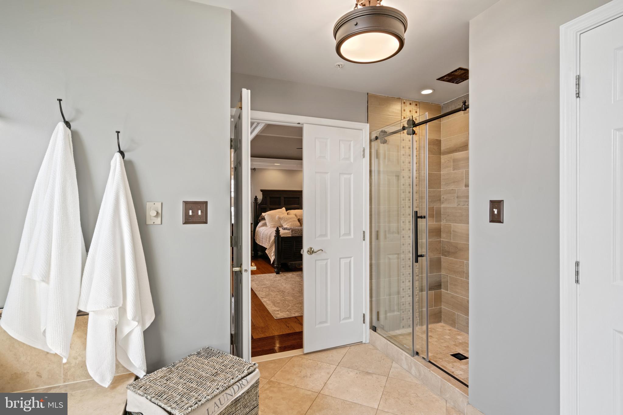 SOUTH RIDING - Residential