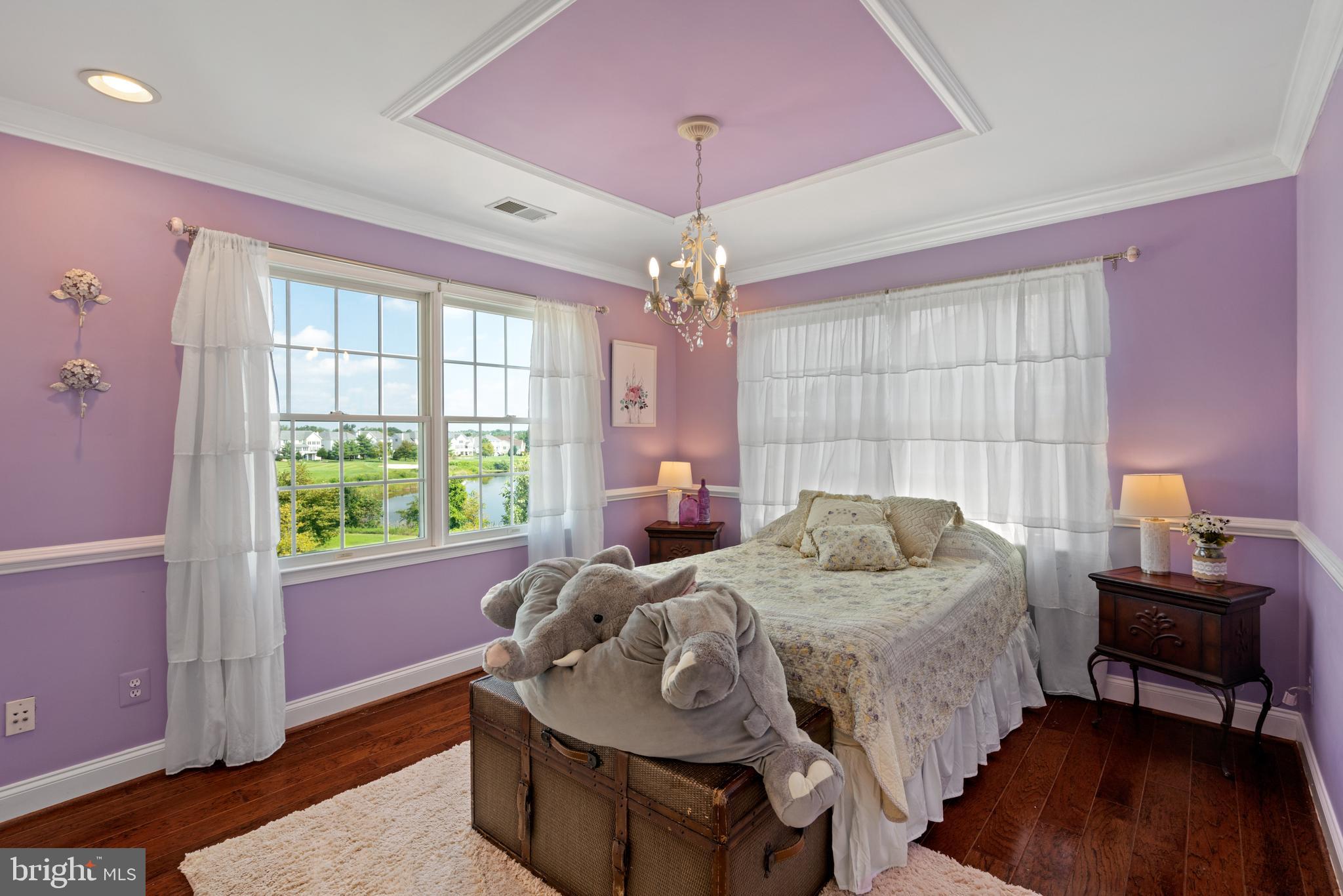 SOUTH RIDING - Residential