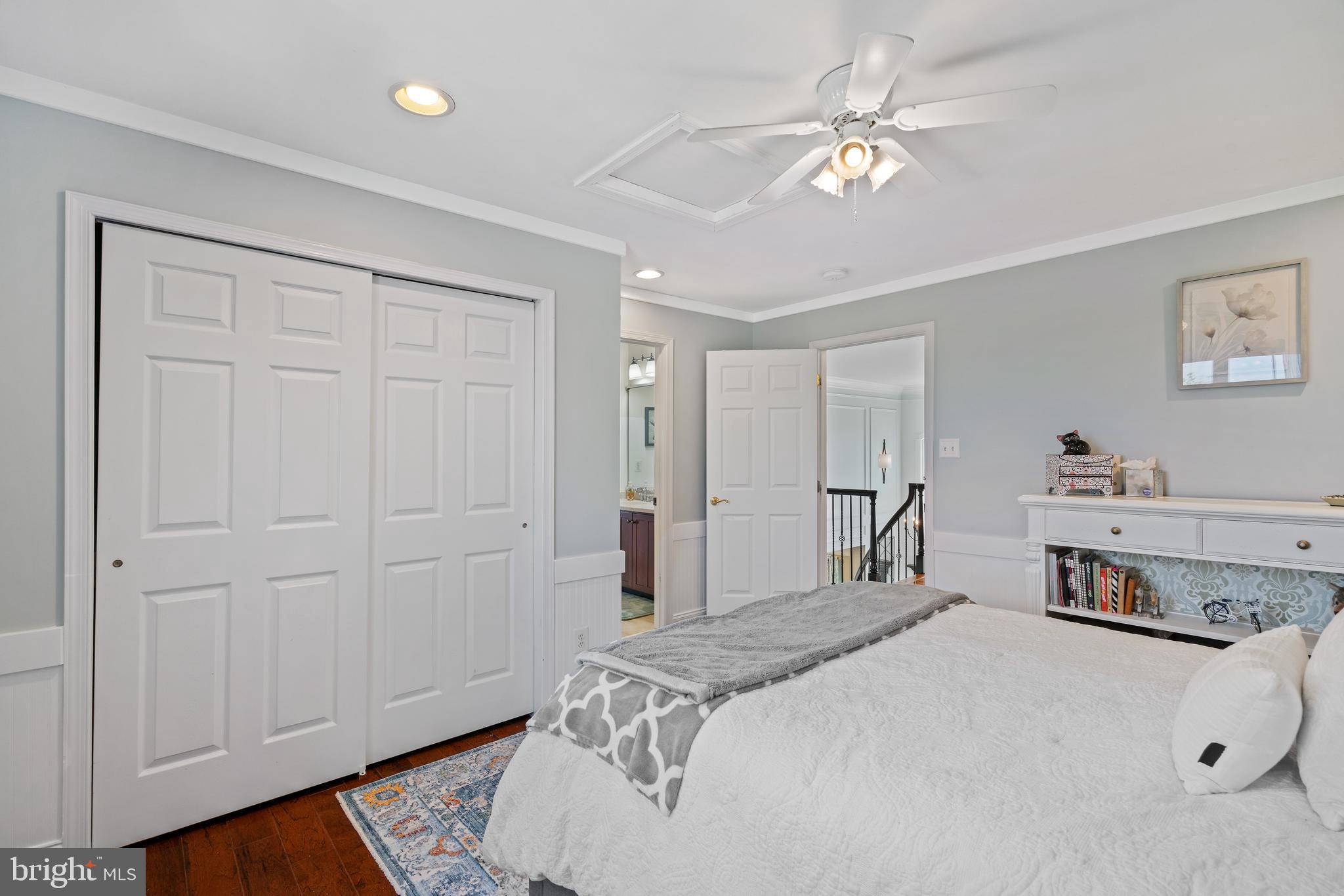 SOUTH RIDING - Residential