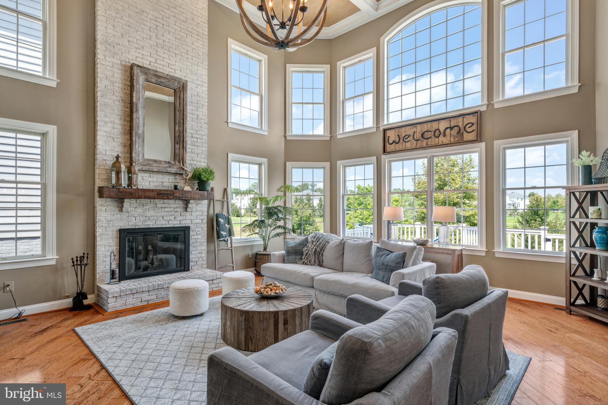 SOUTH RIDING - Residential