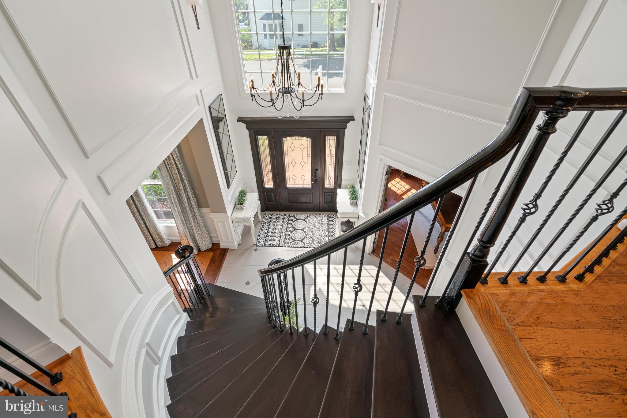 SOUTH RIDING - Residential