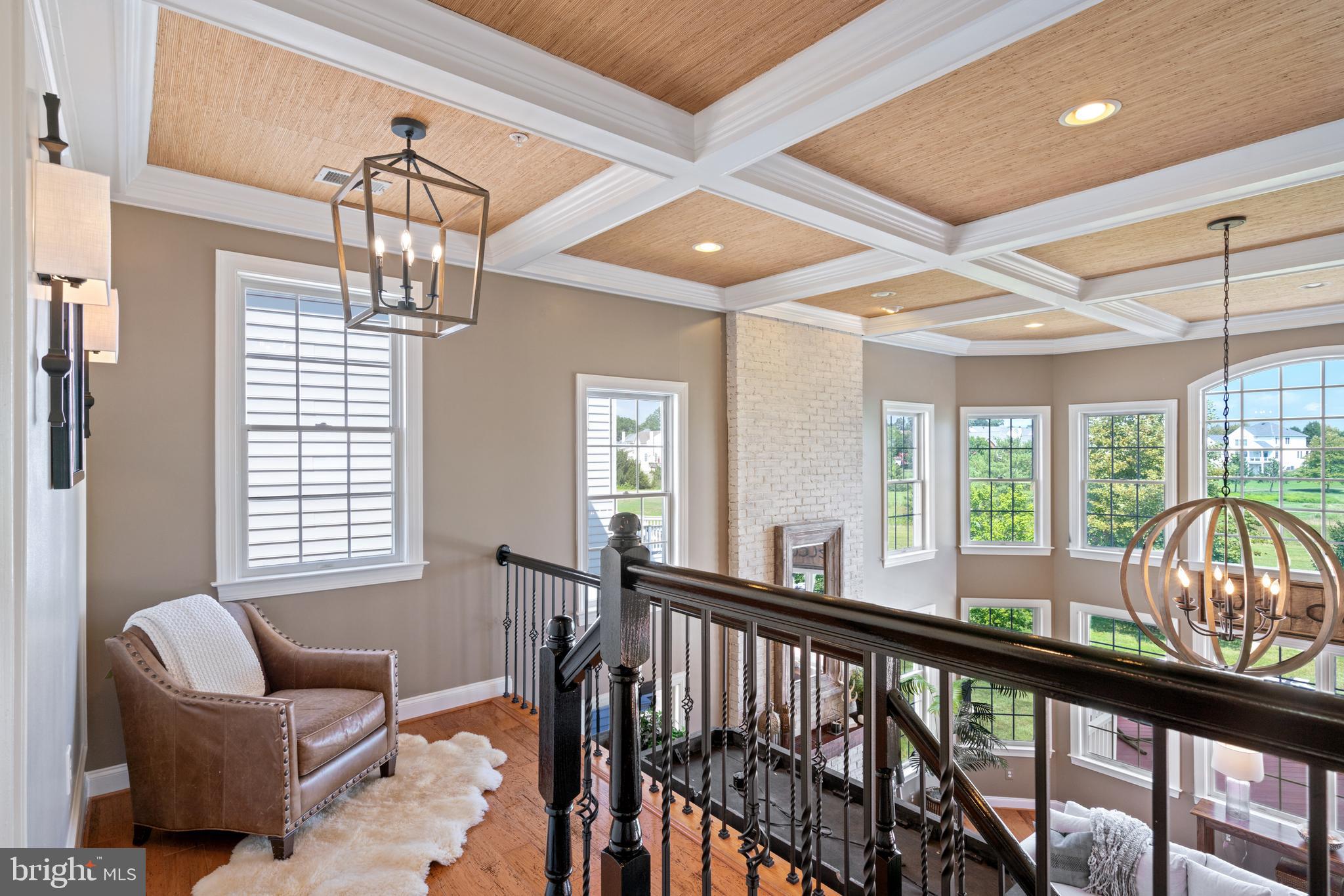 SOUTH RIDING - Residential