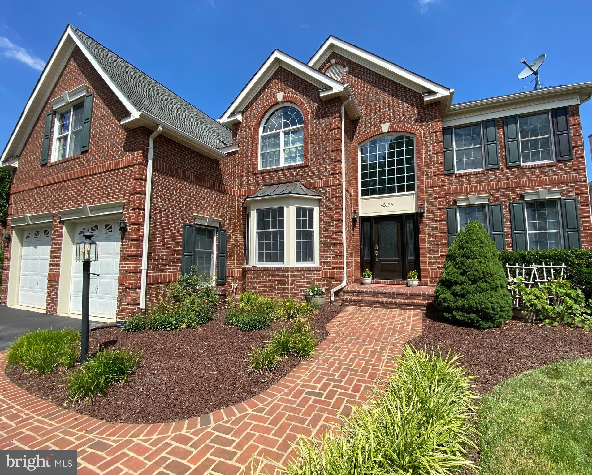 SOUTH RIDING - Residential