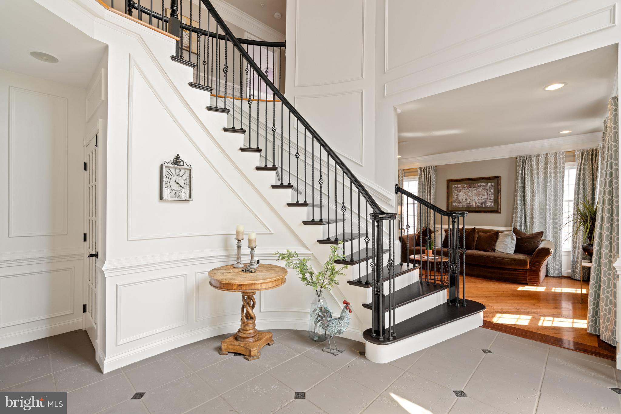 SOUTH RIDING - Residential