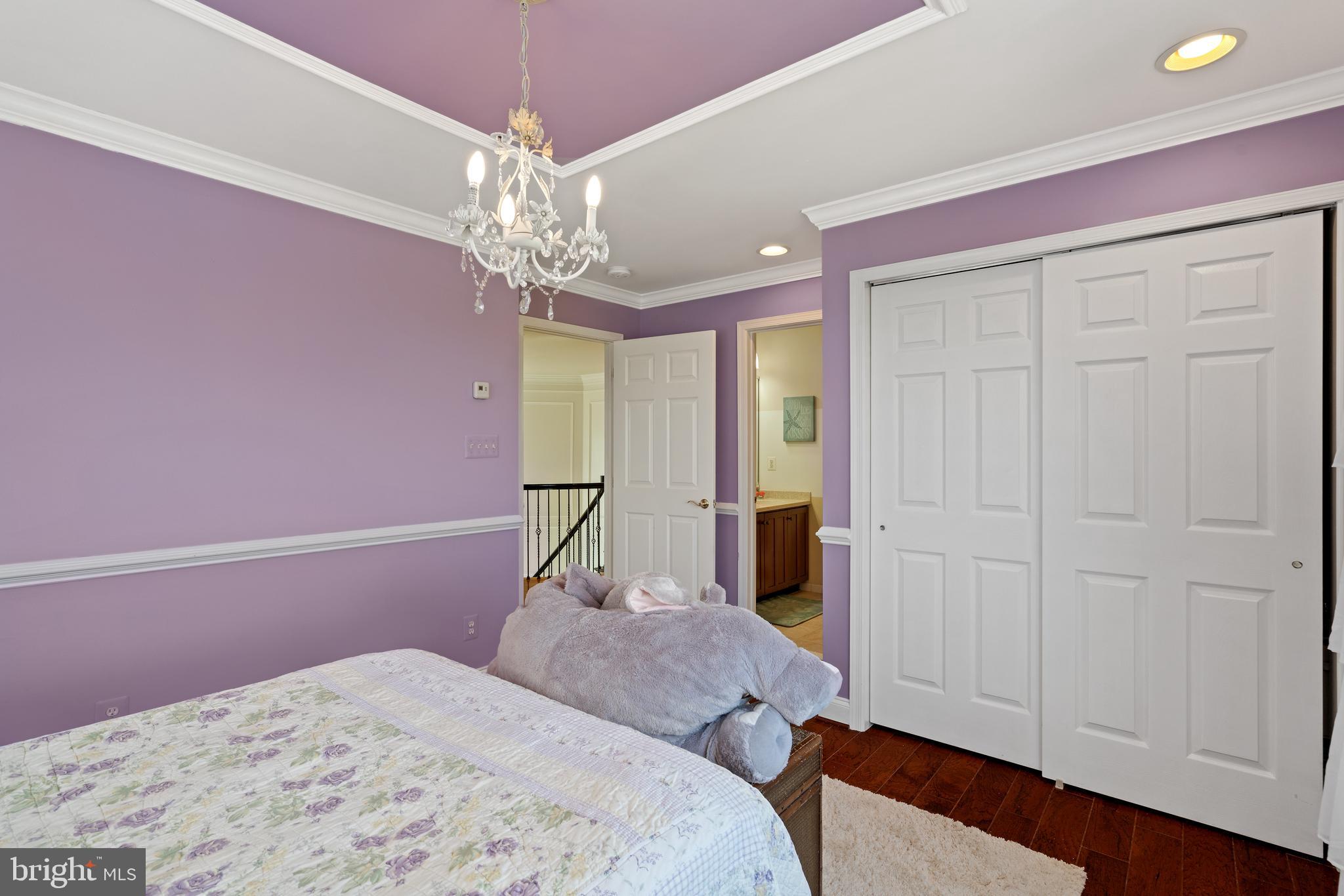 SOUTH RIDING - Residential