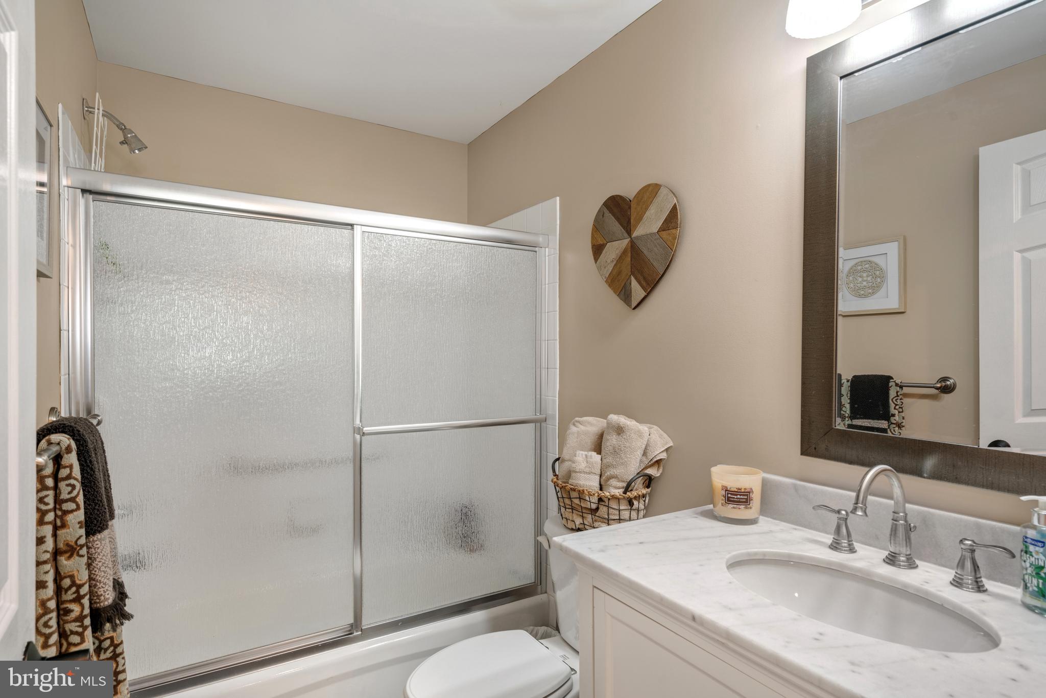 SOUTH RIDING - Residential