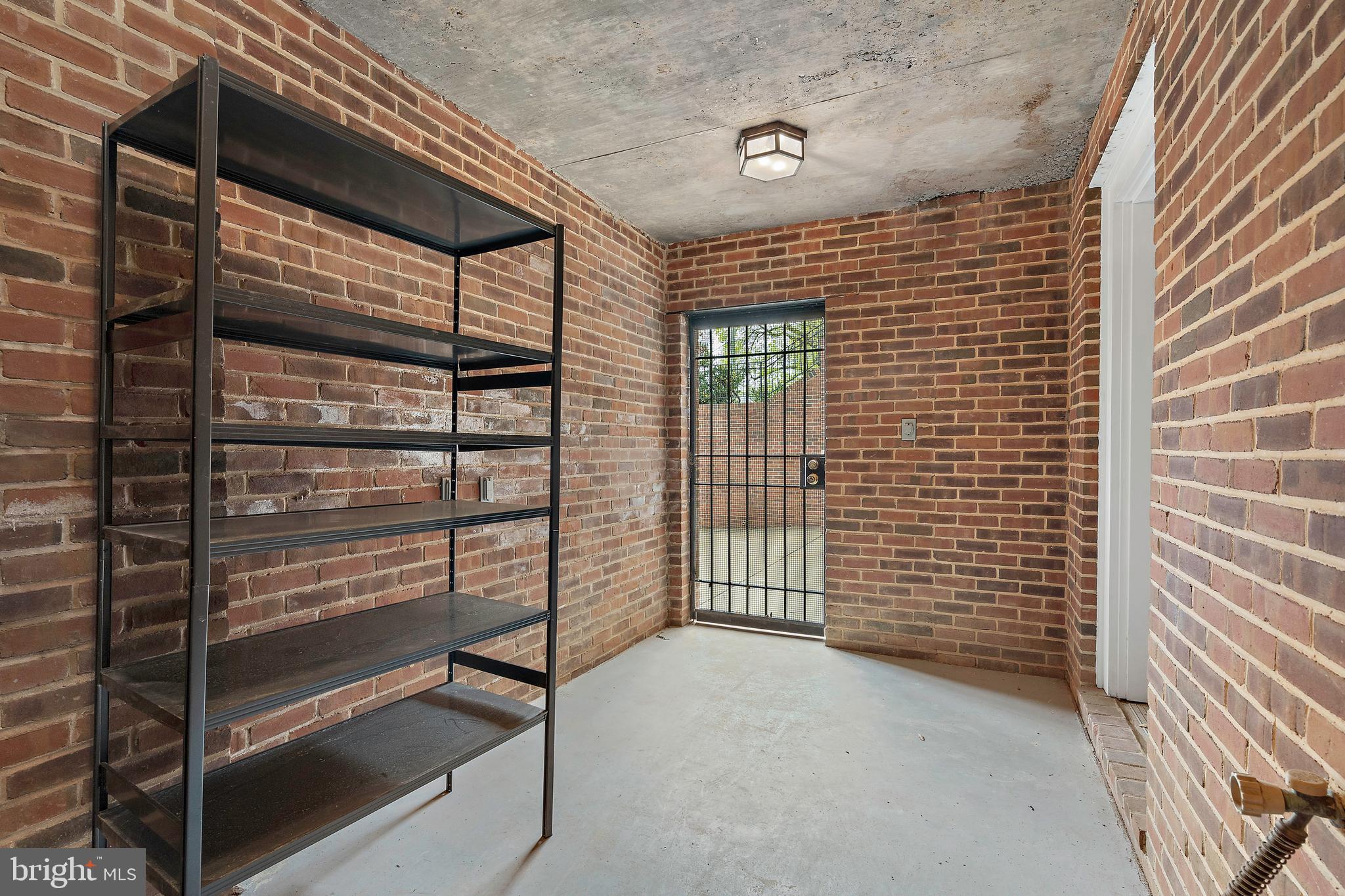 AURORA HILLS - Residential