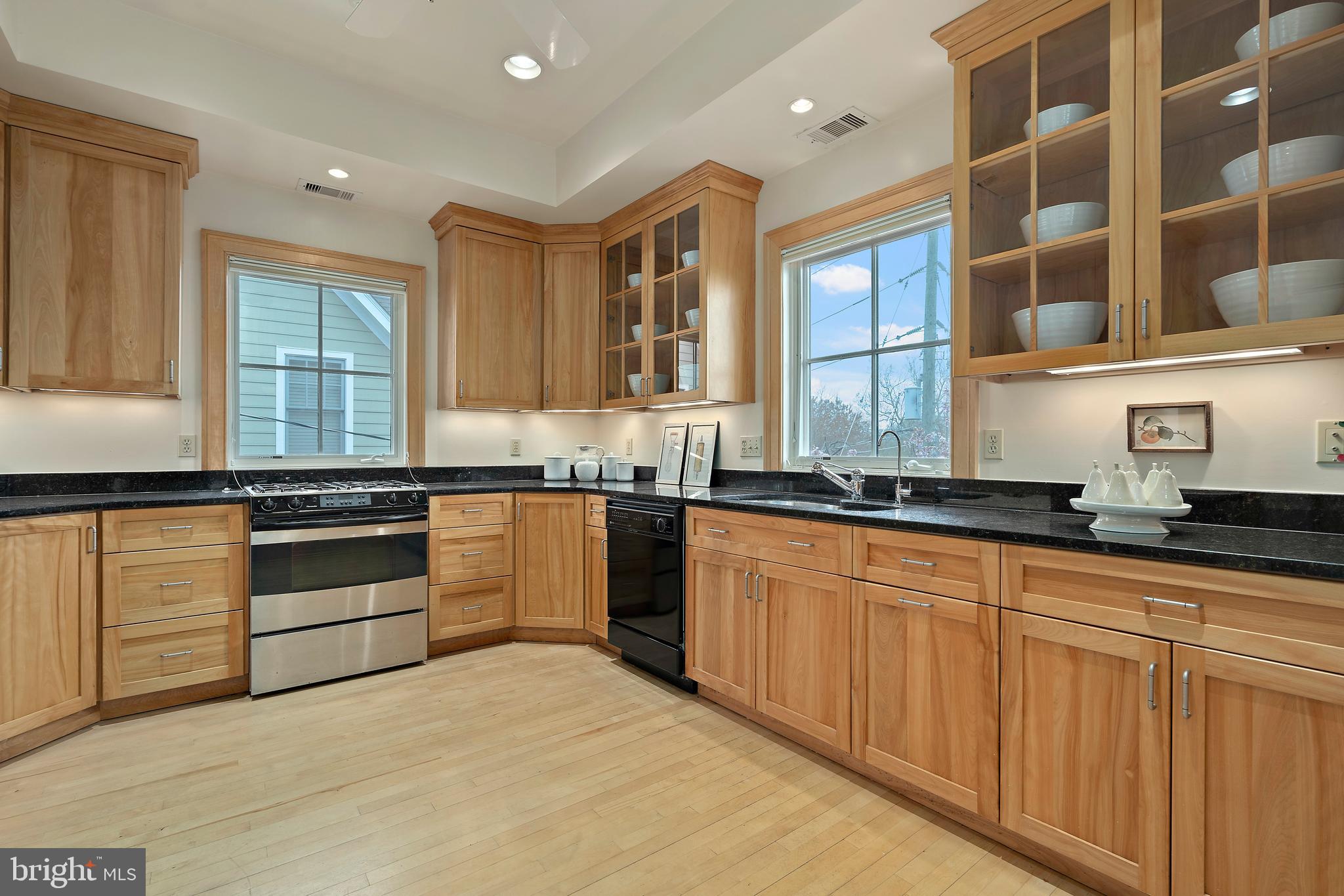 AURORA HILLS - Residential