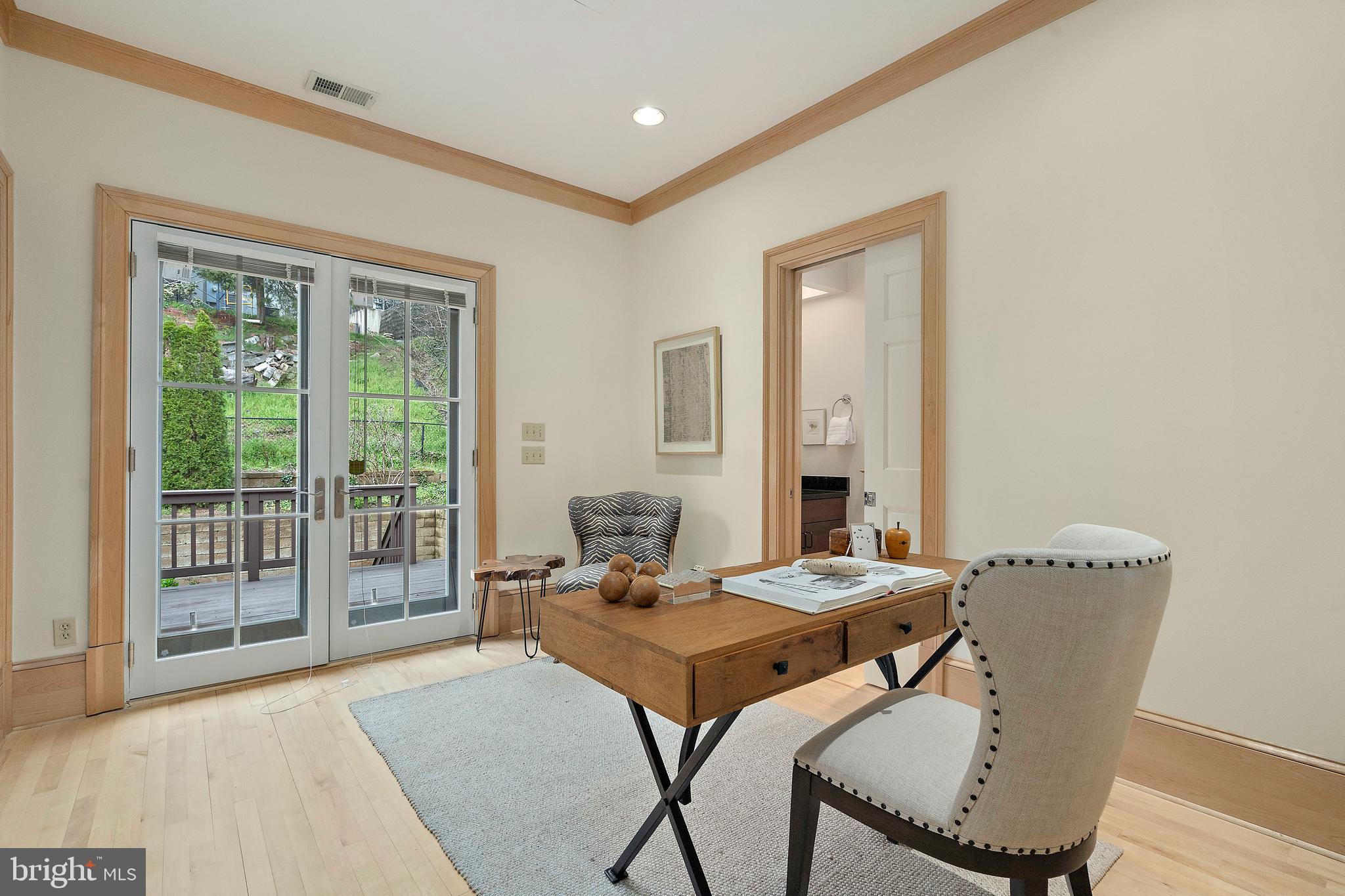 AURORA HILLS - Residential