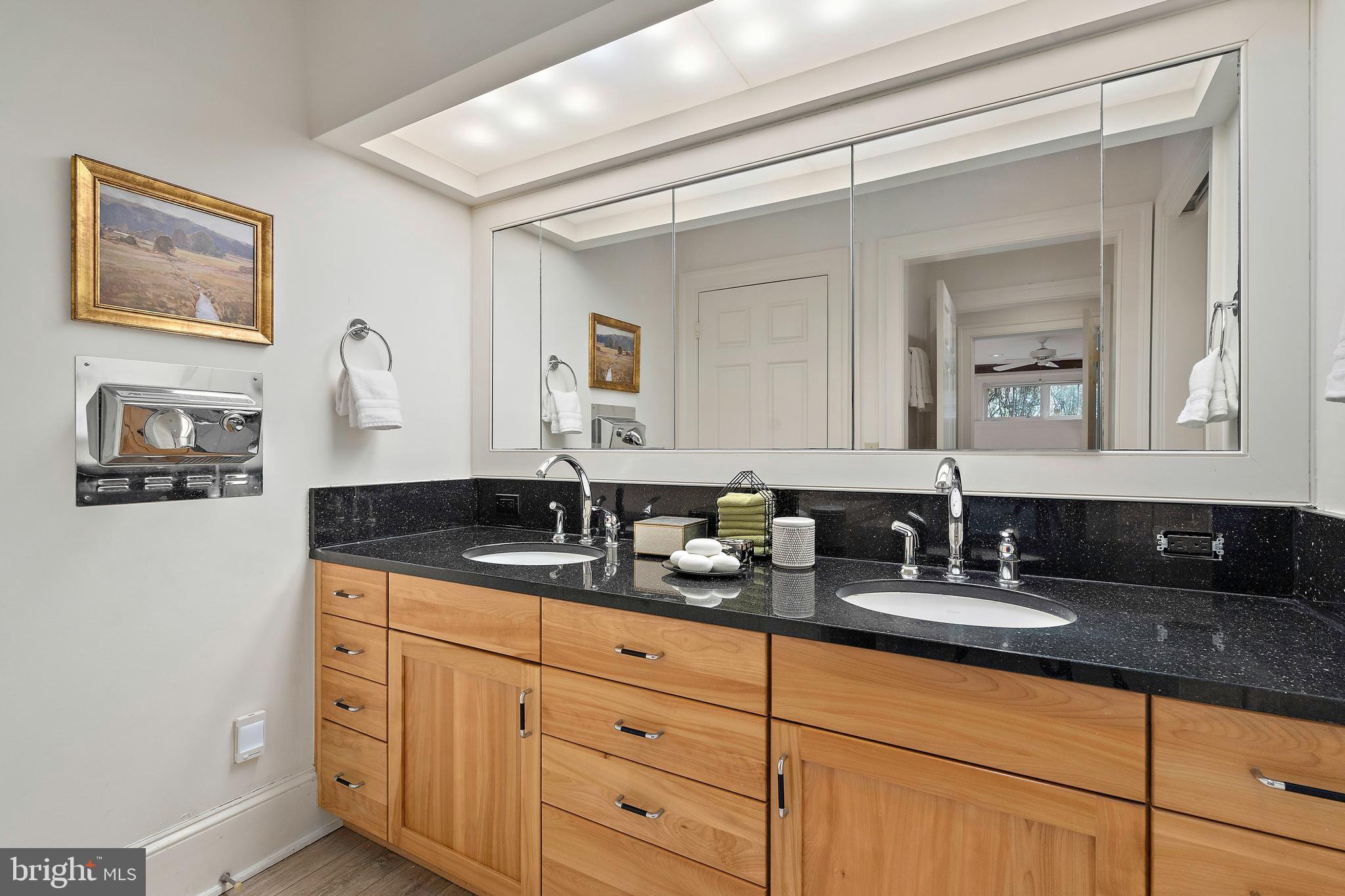 AURORA HILLS - Residential