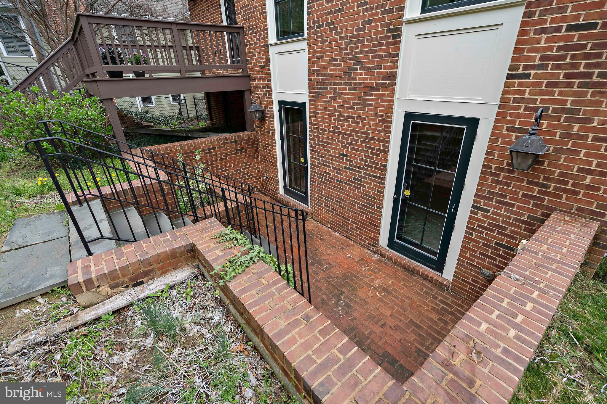 AURORA HILLS - Residential