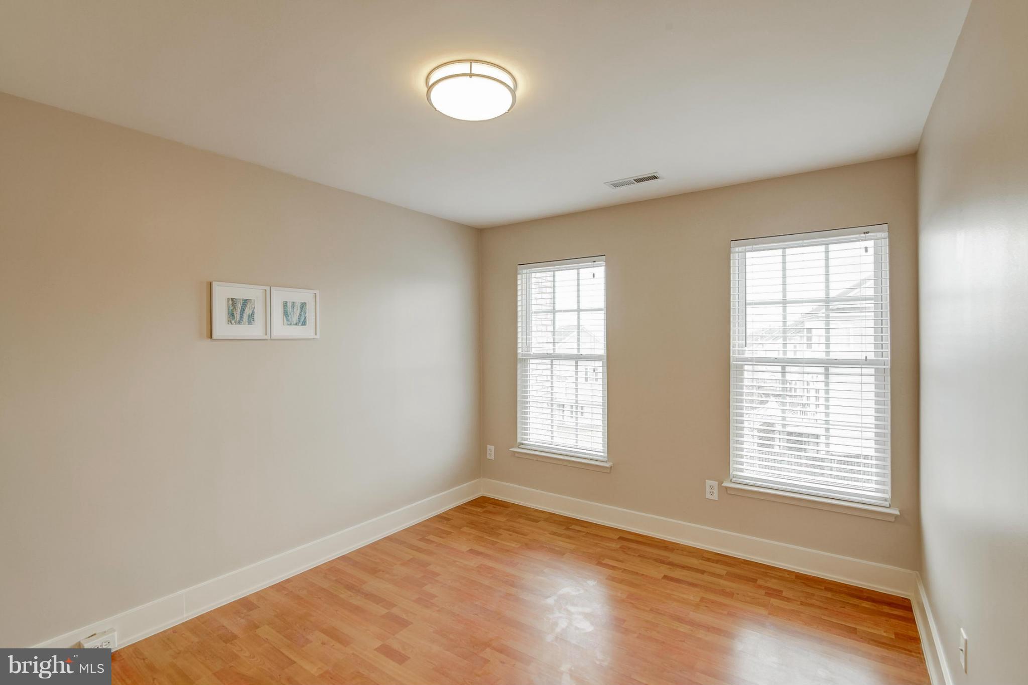 SPRING LAKES - Residential