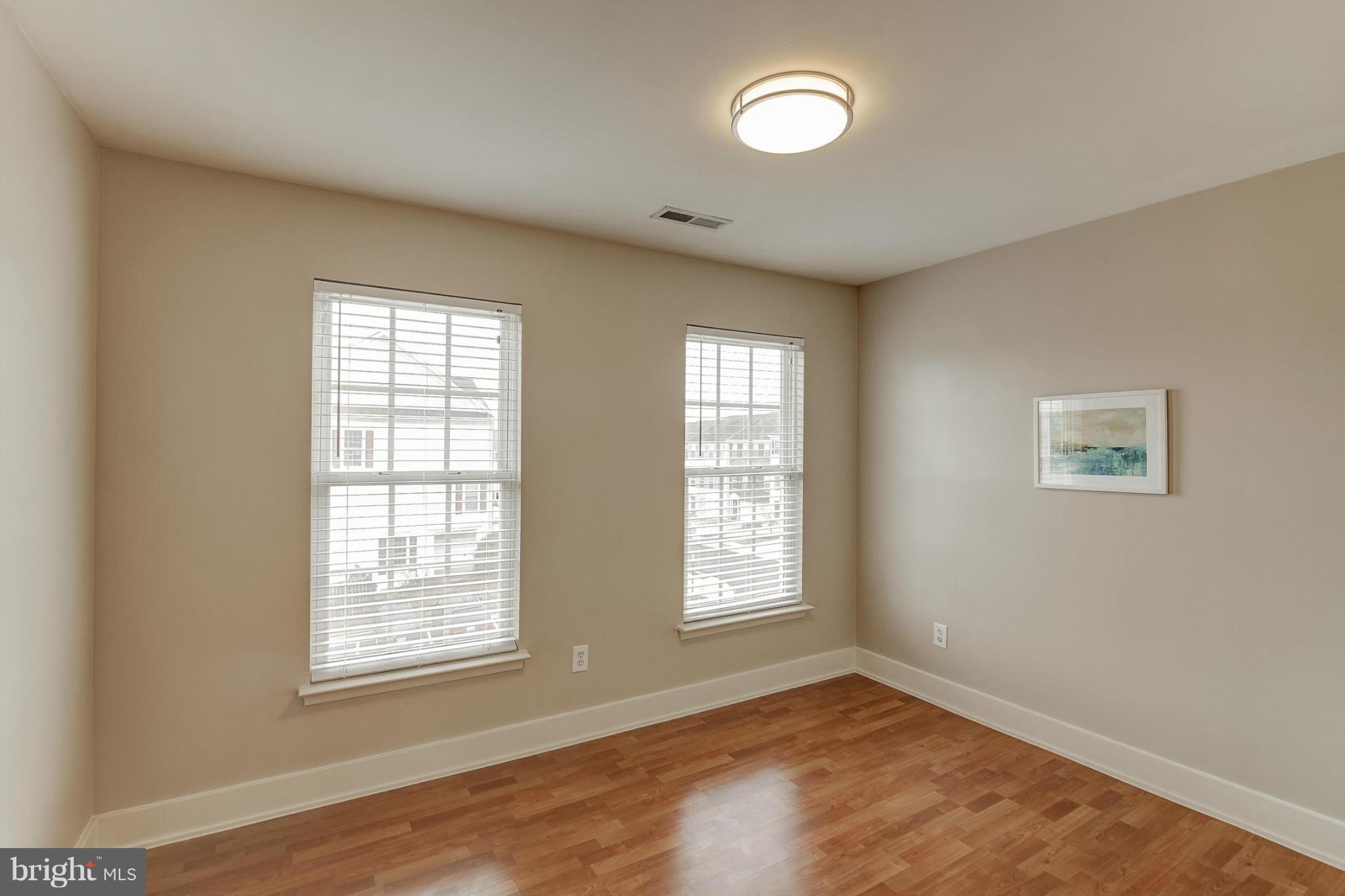 SPRING LAKES - Residential