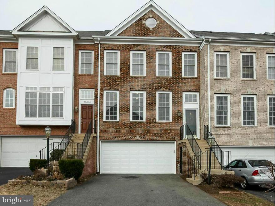 Remodeled 3 bdrm&3.5 bath.Open concept Living/Dining! HW Floors!LED Recessed!Newly upgraded,freshly painted!Welcoming family rm w/gas fireplace enclosed w/modern stone!Stunning Kitchen w/custom counter, mosaic backsplash, built in stainless steel appliances!Spacious master bedroom w/ walk in closet!Upgraded baths.Finished basement.Back to the woods.A Real show stopper!