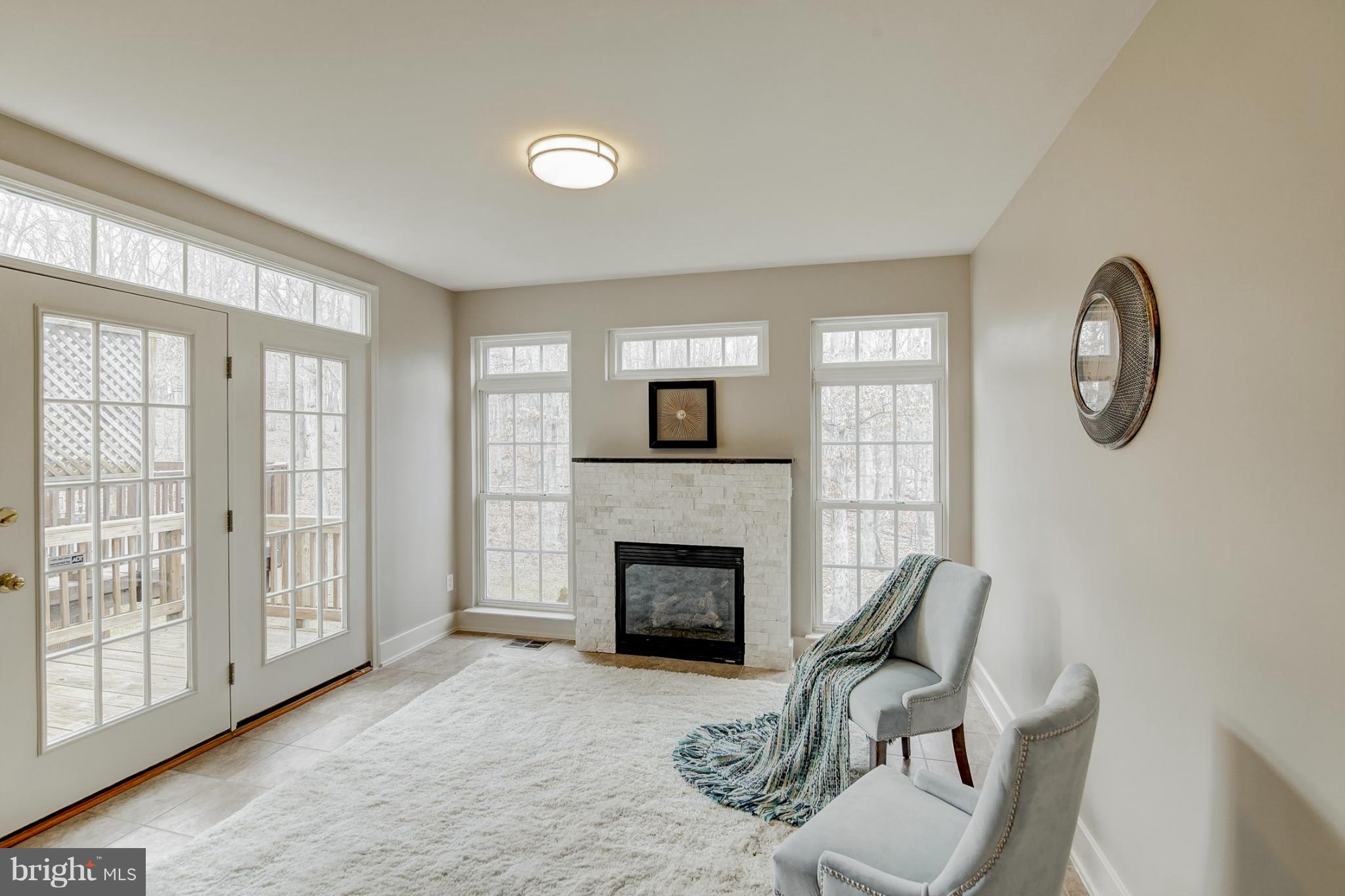 SPRING LAKES - Residential