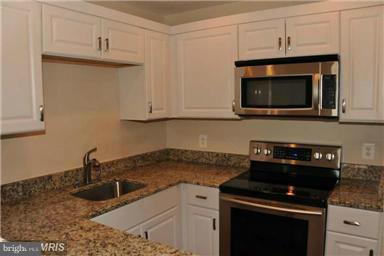 POHICK SQUARE - Residential Lease