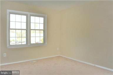 POHICK SQUARE - Residential Lease