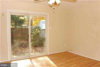 POHICK SQUARE - Residential Lease