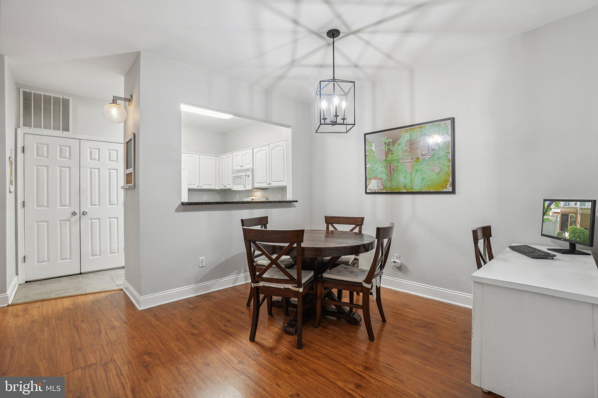 MANORS AT STONEGATE - Residential