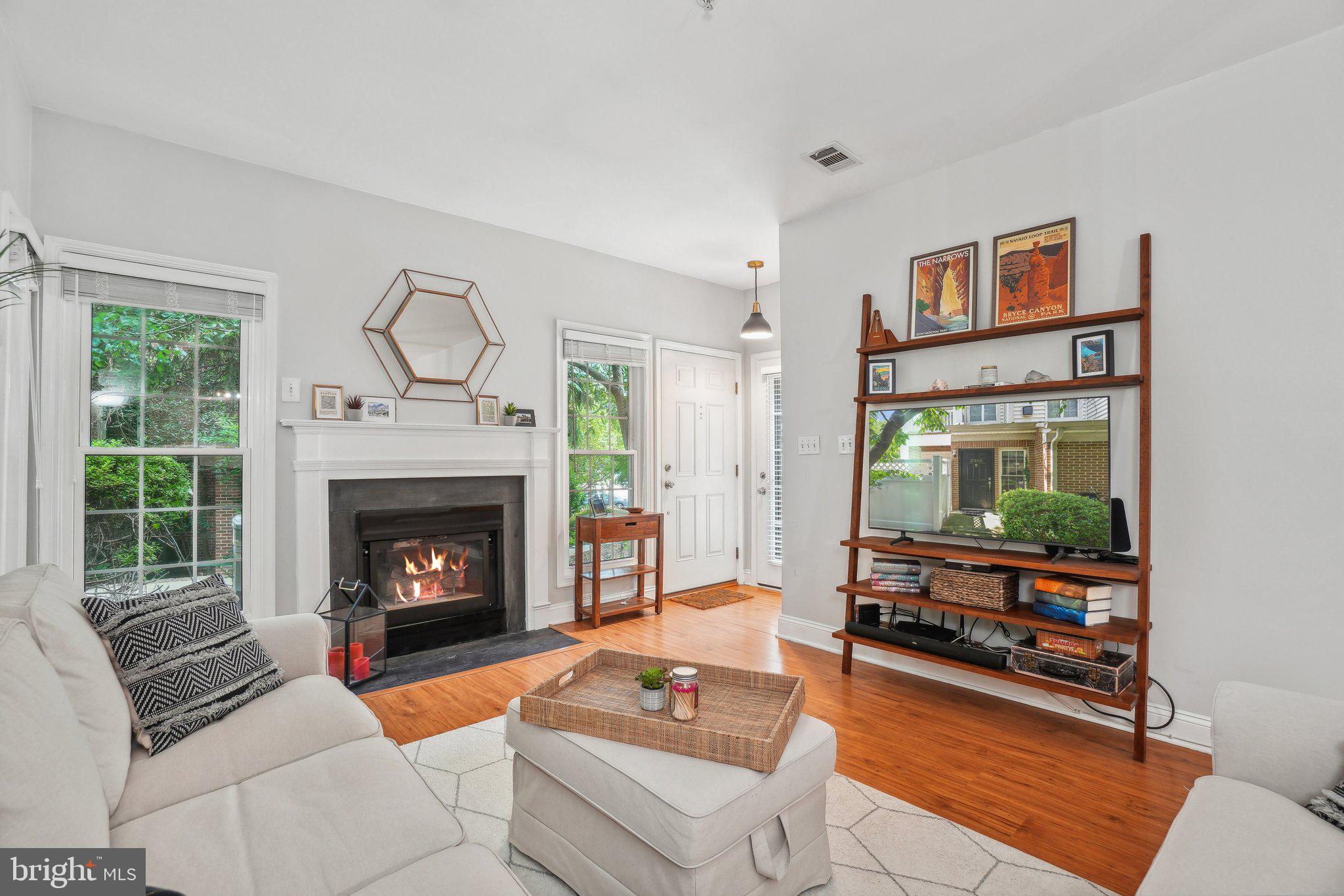 MANORS AT STONEGATE - Residential