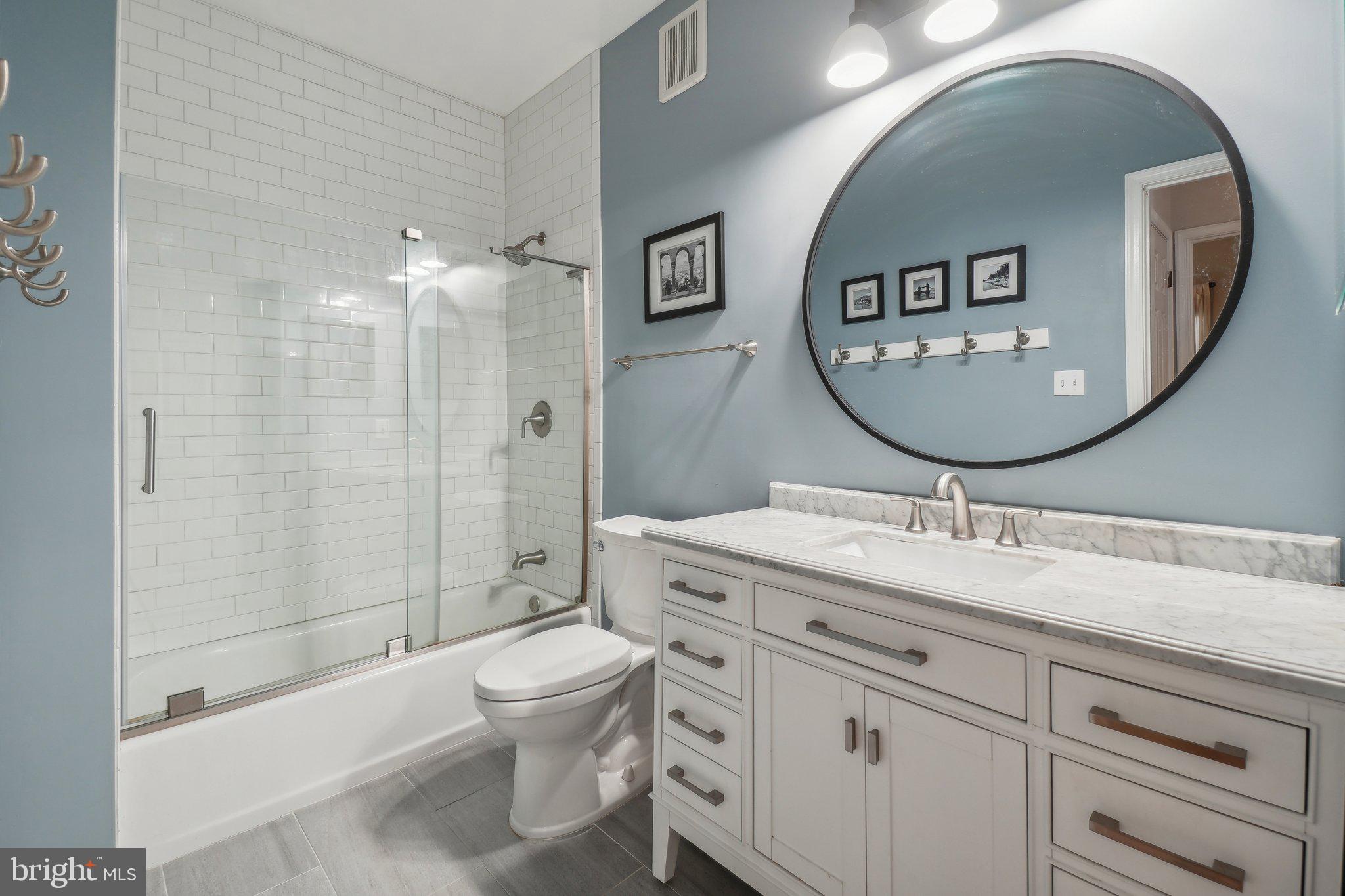 MANORS AT STONEGATE - Residential