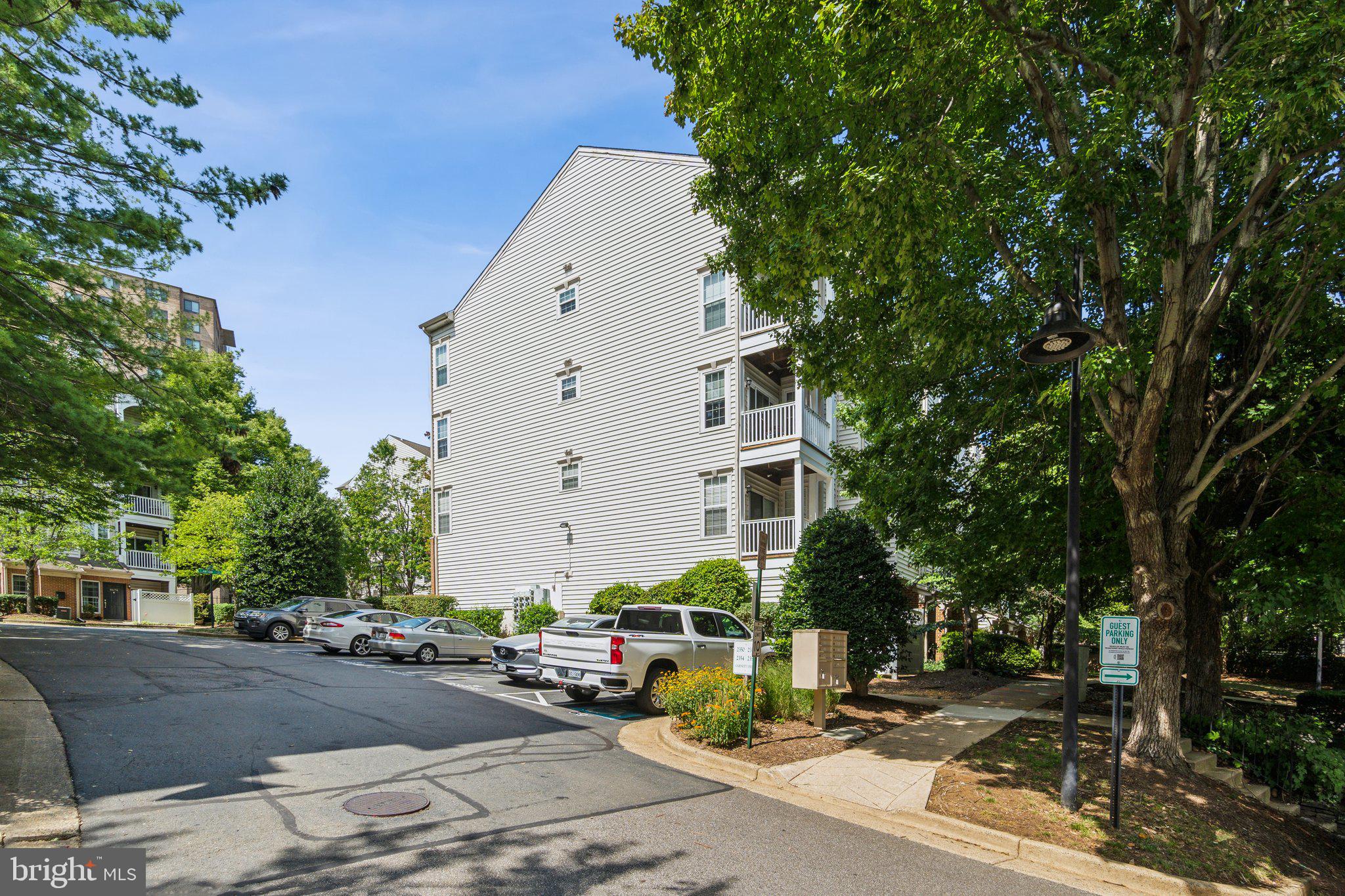 MANORS AT STONEGATE - Residential