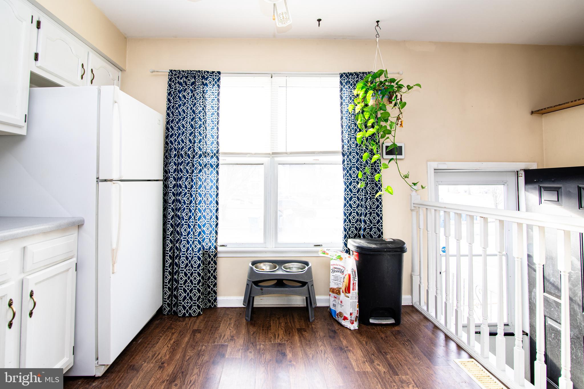 WHITEHALL WEST - Residential