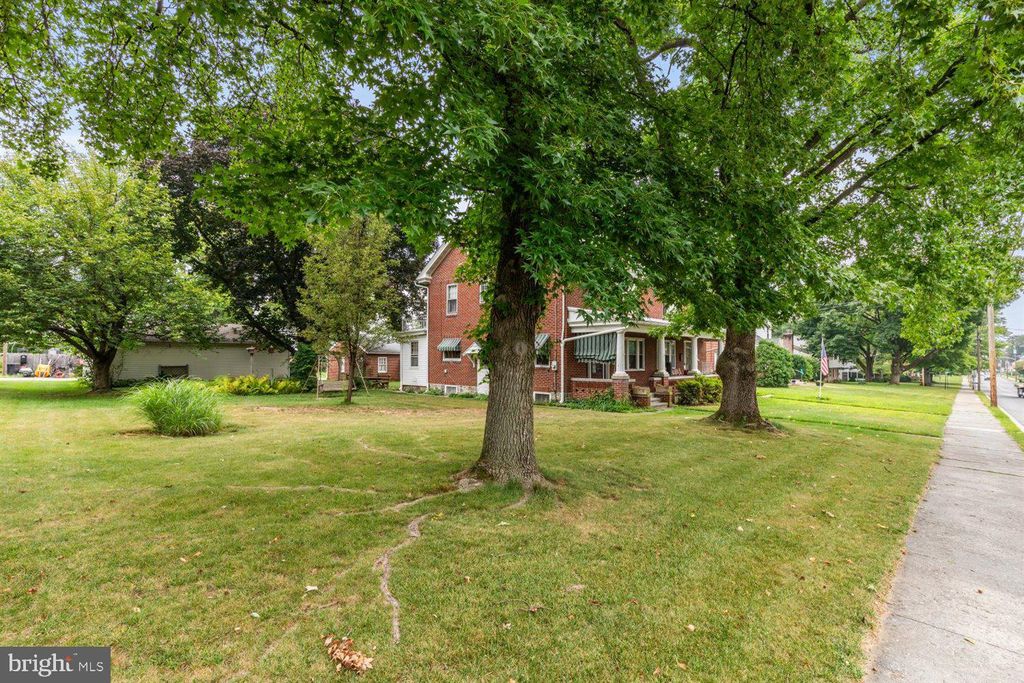 Photo of 524 S 4TH ST, DENVER, PA 17517 (MLS # PALA2039282)