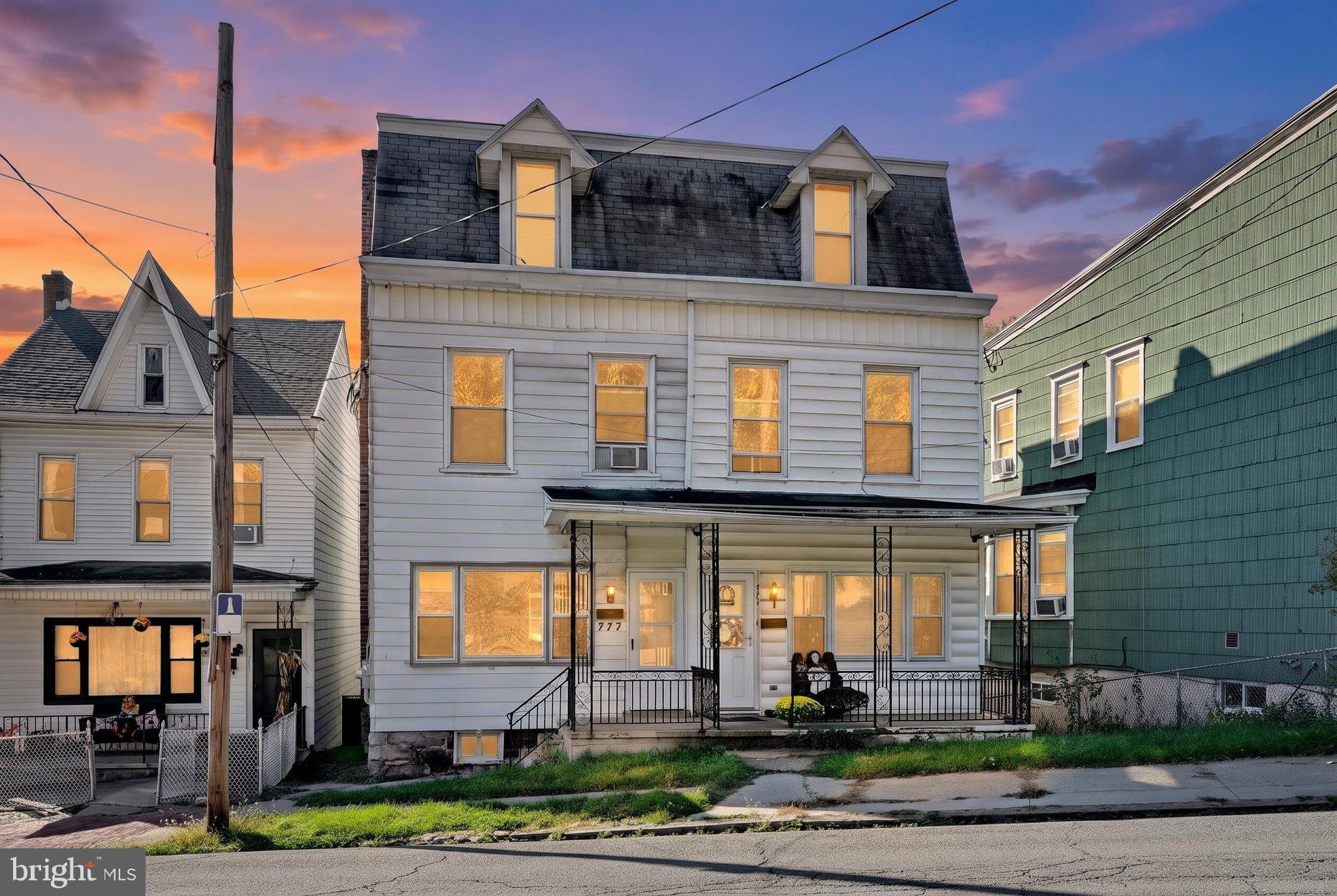 777 N CENTRE STREET
