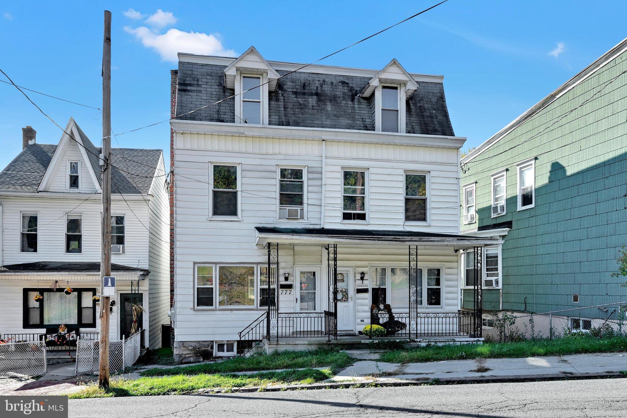 777 N CENTRE STREET