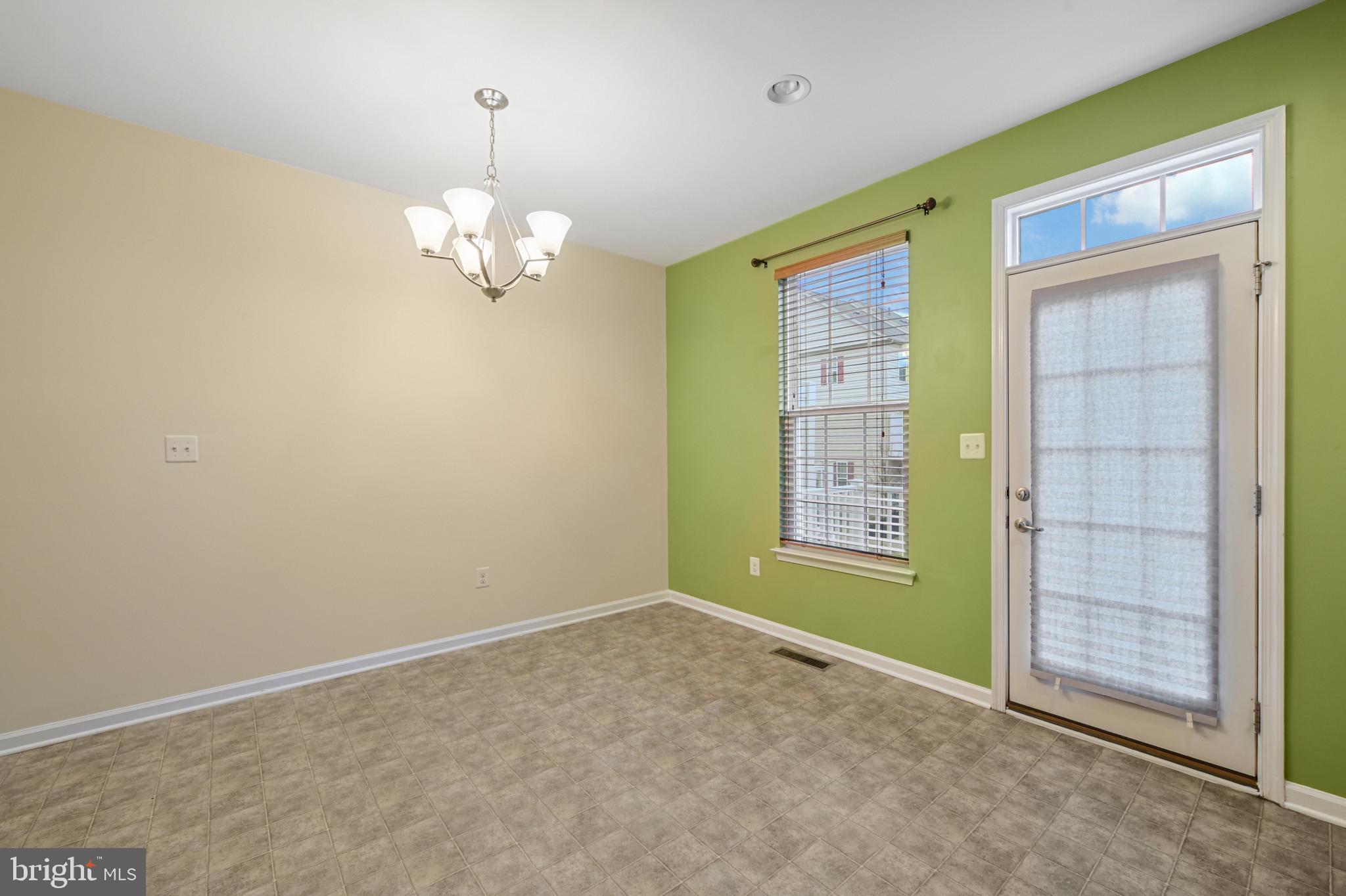 HOWARD SQUARE - Residential Lease