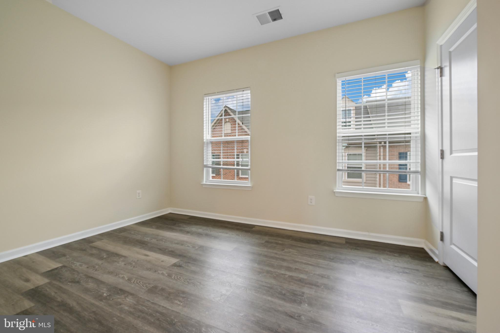 HOWARD SQUARE - Residential Lease