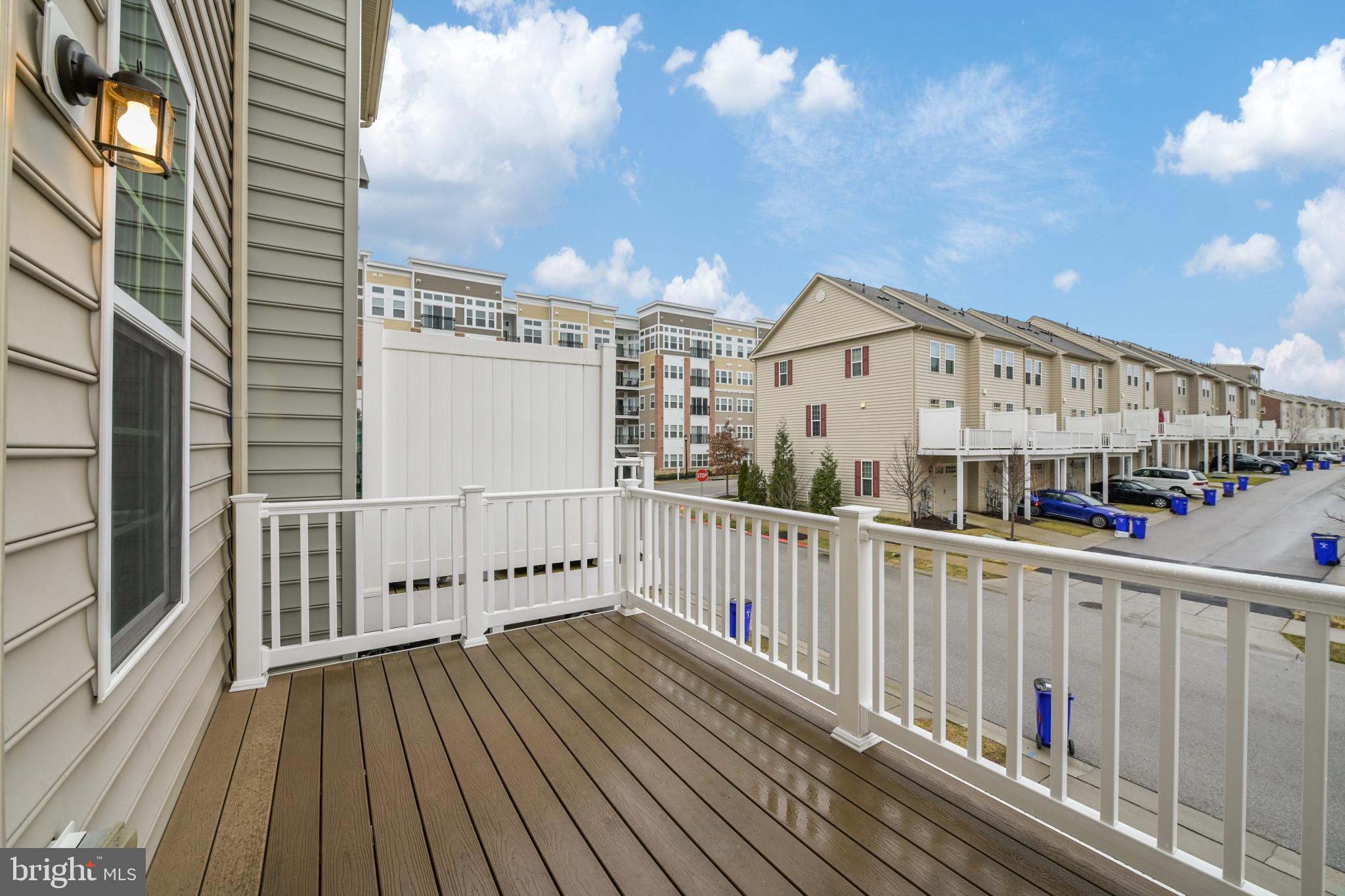 HOWARD SQUARE - Residential Lease