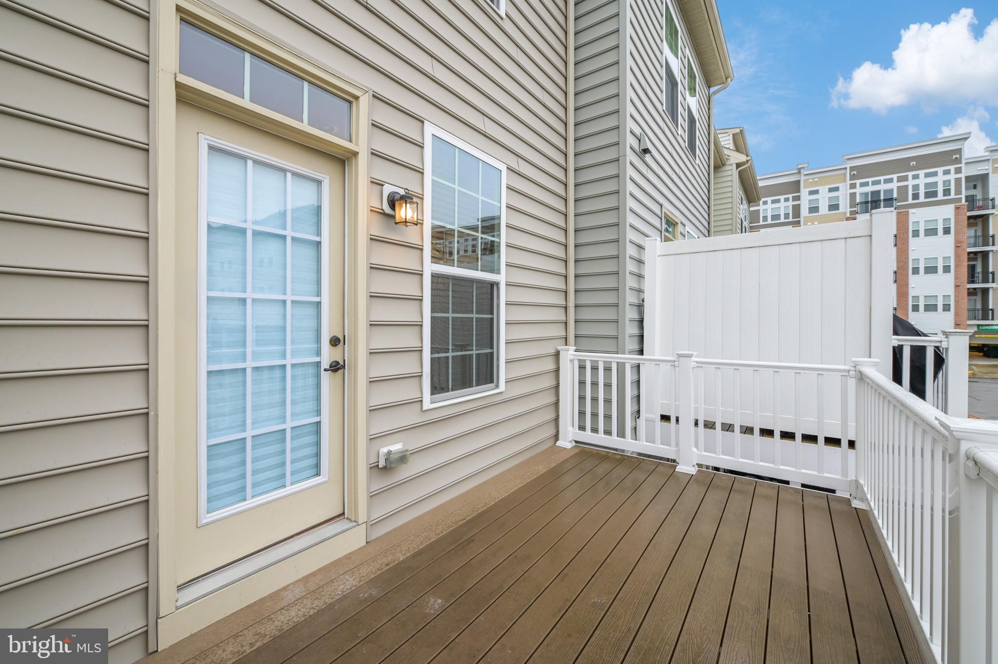 HOWARD SQUARE - Residential Lease