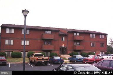 Charming 2 BR 2 BA condo in Ambertowne. Neutral throughout w/ fresh paint and carpet to be steam cleaned. Updated kitchen w/ breakfast bar. MBR w/ full BA. Full size washer/dryer. 1 small pet case by case. Avail. 5/23/14 or sooner.