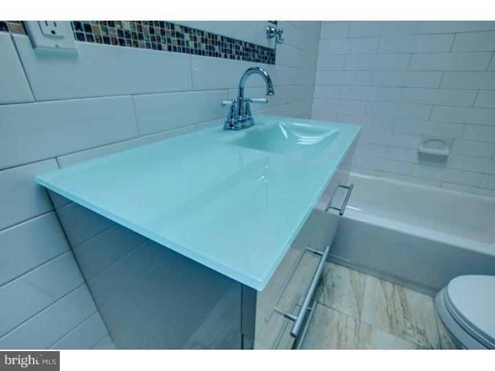 PORT RICHMOND - Residential