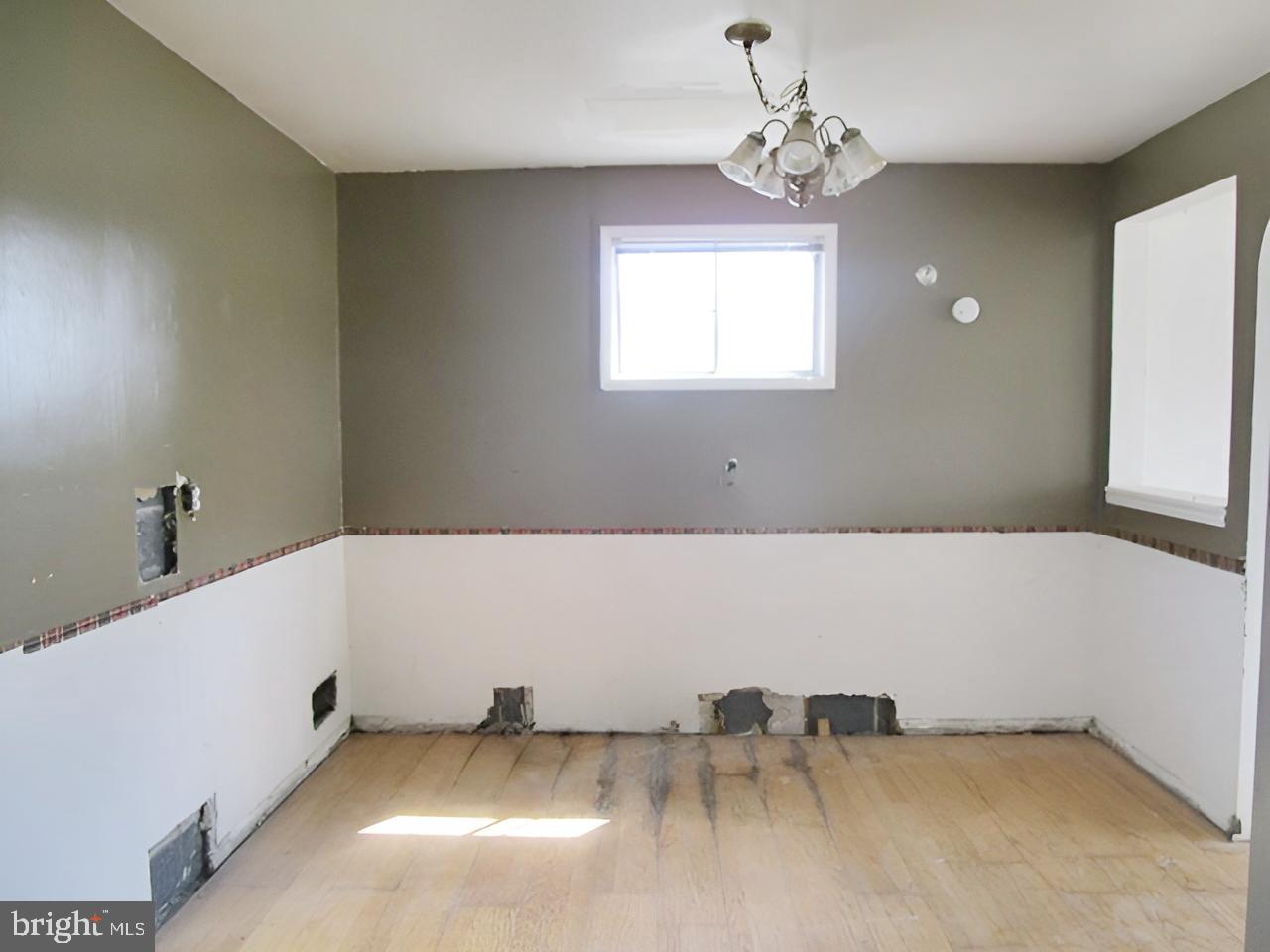 RIVIERA BEACH - Residential