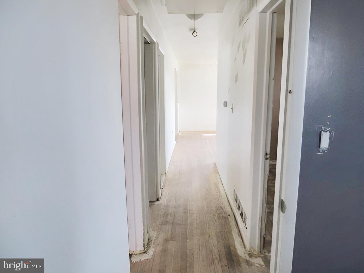 RIVIERA BEACH - Residential