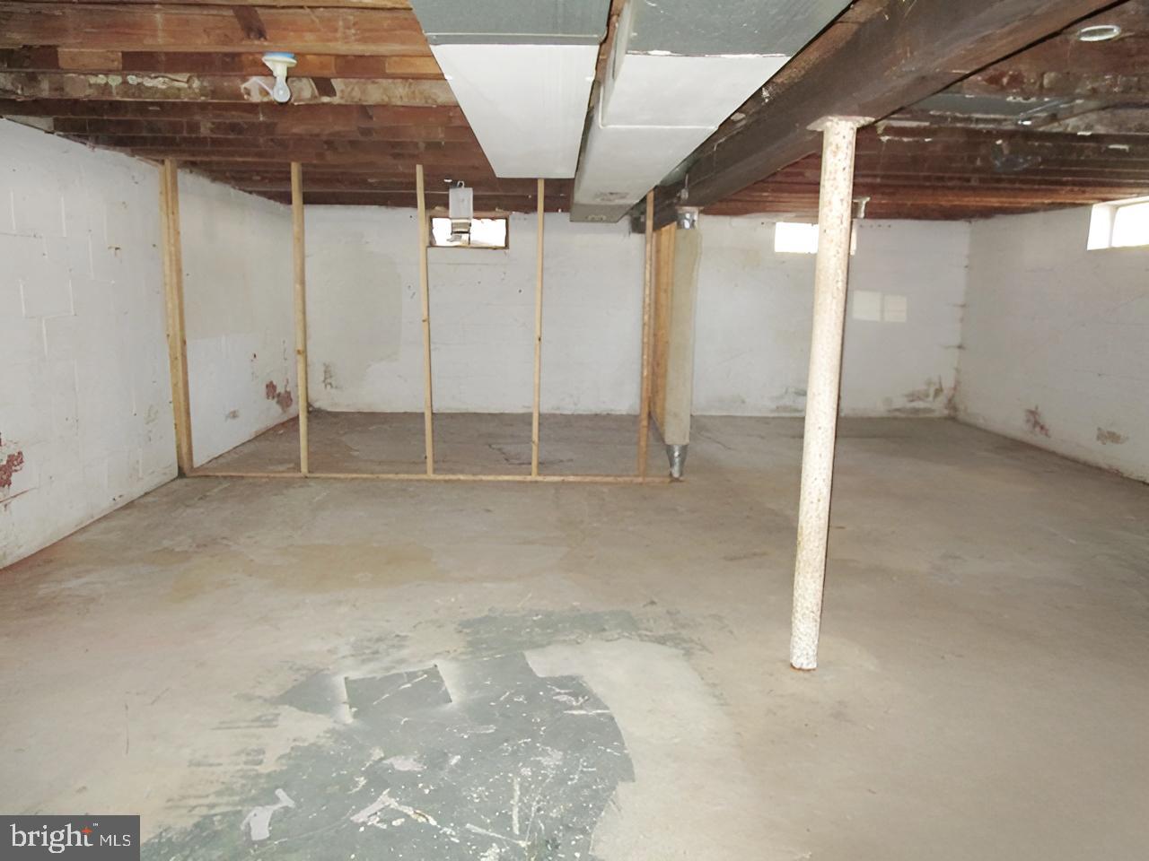 RIVIERA BEACH - Residential